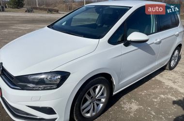 Універсал Volkswagen Golf 2019 в Луцьку