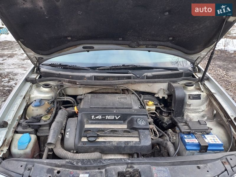 Хэтчбек Volkswagen Golf 1998 в Полтаве