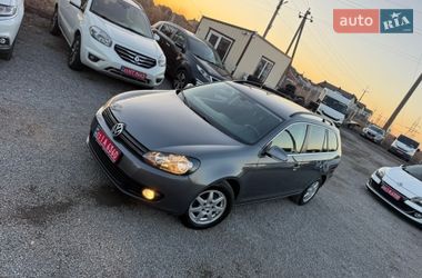 Універсал Volkswagen Golf 2011 в Рівному