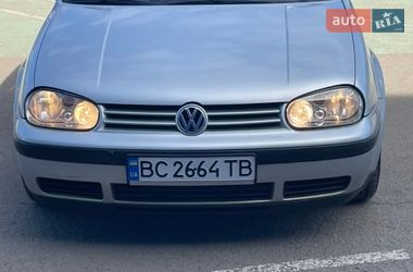 Хэтчбек Volkswagen Golf 2003 в Ивано-Франковске