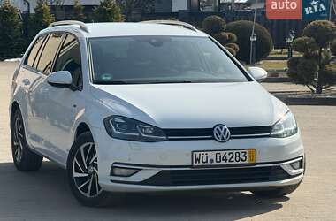 Універсал Volkswagen Golf 2019 в Стрию