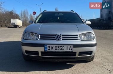 Универсал Volkswagen Golf 2003 в Хмельницком