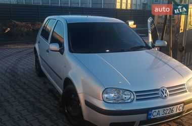 Хетчбек Volkswagen Golf 2000 в Києві