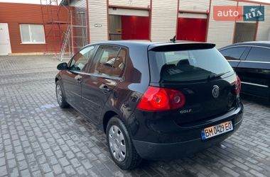 Хэтчбек Volkswagen Golf 2006 в Сумах