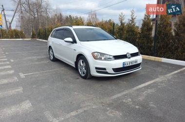Універсал Volkswagen Golf 2015 в Києві