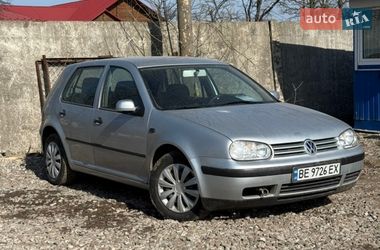 Хетчбек Volkswagen Golf 2000 в Первомайську