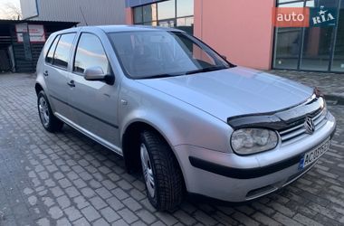 Хетчбек Volkswagen Golf 2000 в Луцьку