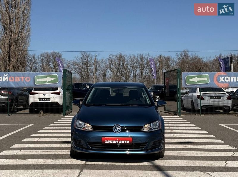 Хэтчбек Volkswagen Golf 2017 в Одессе