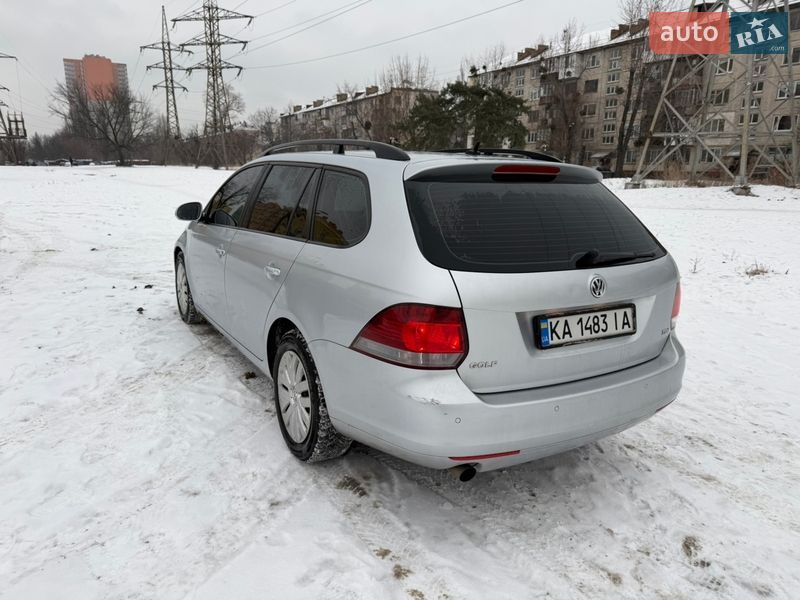Универсал Volkswagen Golf 2013 в Киеве