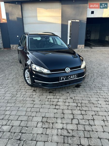 Универсал Volkswagen Golf 2019 в Луцке