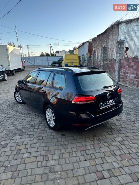 Универсал Volkswagen Golf 2019 в Луцке