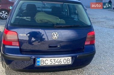 Хетчбек Volkswagen Golf 2001 в Львові
