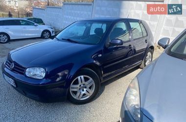 Хетчбек Volkswagen Golf 2001 в Львові