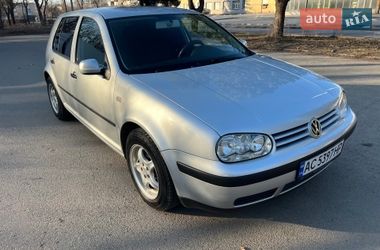 Хэтчбек Volkswagen Golf 2000 в Луцке