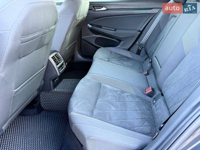 Универсал Volkswagen Golf 2021 в Хмельницком