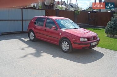 Хэтчбек Volkswagen Golf 2001 в Львове