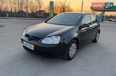 Хетчбек Volkswagen Golf 2005 в Івано-Франківську