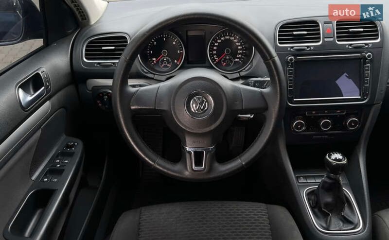 Volkswagen Golf 2011