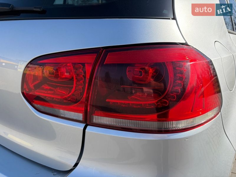 Хэтчбек Volkswagen Golf 2012 в Кропивницком