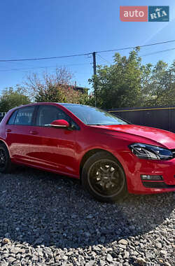 Хетчбек Volkswagen Golf 2015 в Хмельницькому