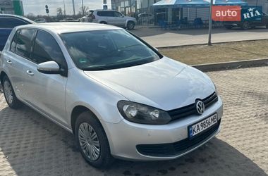 Хетчбек Volkswagen Golf 2009 в Києві