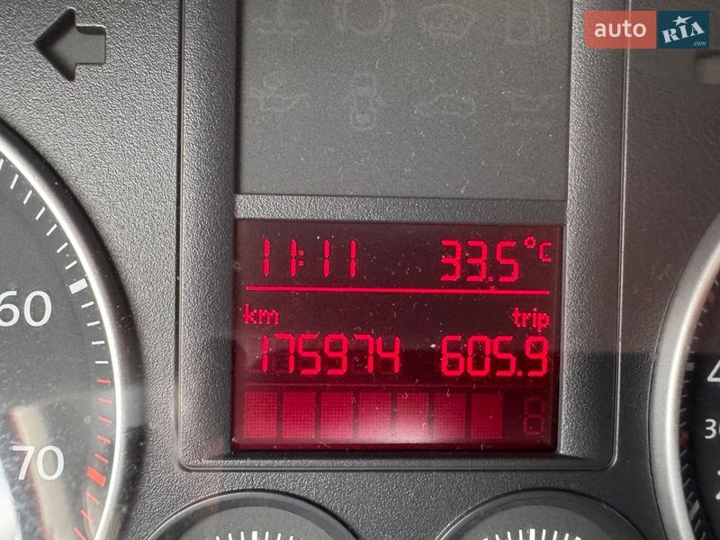 Хэтчбек Volkswagen Golf 2009 в Николаеве