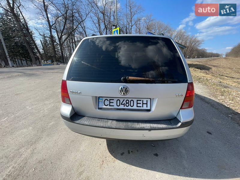 Универсал Volkswagen Golf 2003 в Сокирянах