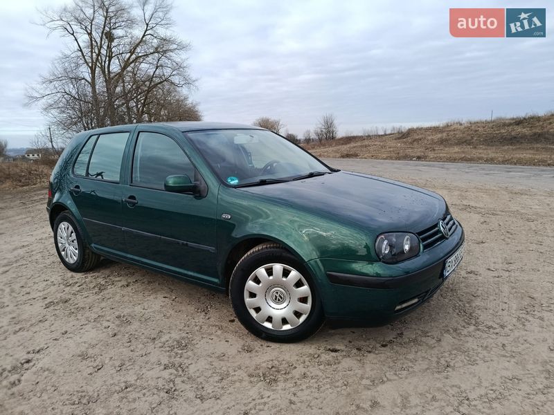 Volkswagen Golf 2000