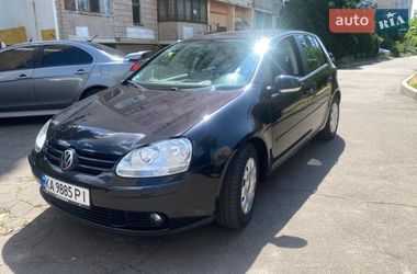 Хетчбек Volkswagen Golf 2006 в Києві