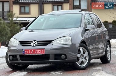 Хэтчбек Volkswagen Golf 2008 в Белой Церкви