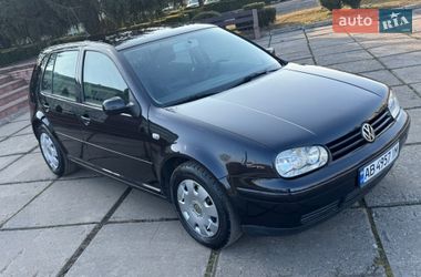 Хэтчбек Volkswagen Golf 2001 в Тульчине