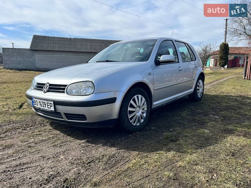 Volkswagen Golf 2001