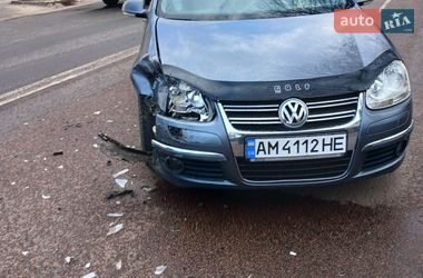 Универсал Volkswagen Golf 2009 в Житомире