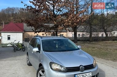 Універсал Volkswagen Golf 2010 в Воловцю