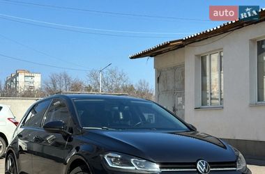 Хэтчбек Volkswagen Golf 2012 в Полтаве