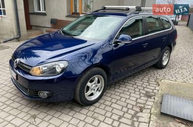 Универсал Volkswagen Golf 2010 в Луцке