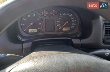 Хэтчбек Volkswagen Golf 1998 в Полтаве