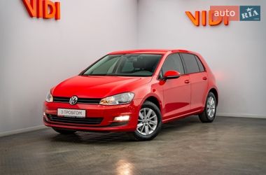 Хэтчбек Volkswagen Golf 2013 в Киеве