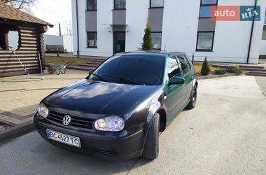 Хэтчбек Volkswagen Golf 1998 в Старом Самборе