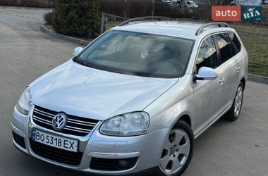 Універсал Volkswagen Golf 2009 в Києві