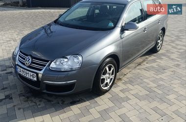 Універсал Volkswagen Golf 2009 в Києві