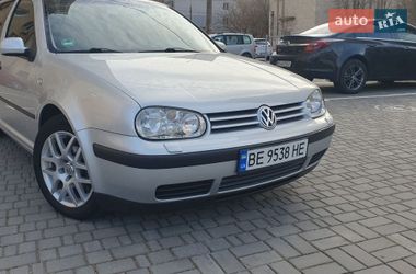 Хэтчбек Volkswagen Golf 2001 в Николаеве