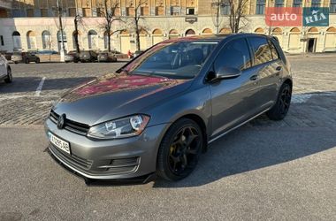 Хетчбек Volkswagen Golf 2015 в Харкові