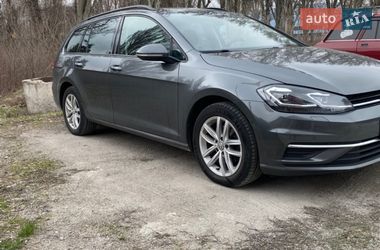 Універсал Volkswagen Golf 2019 в Запоріжжі