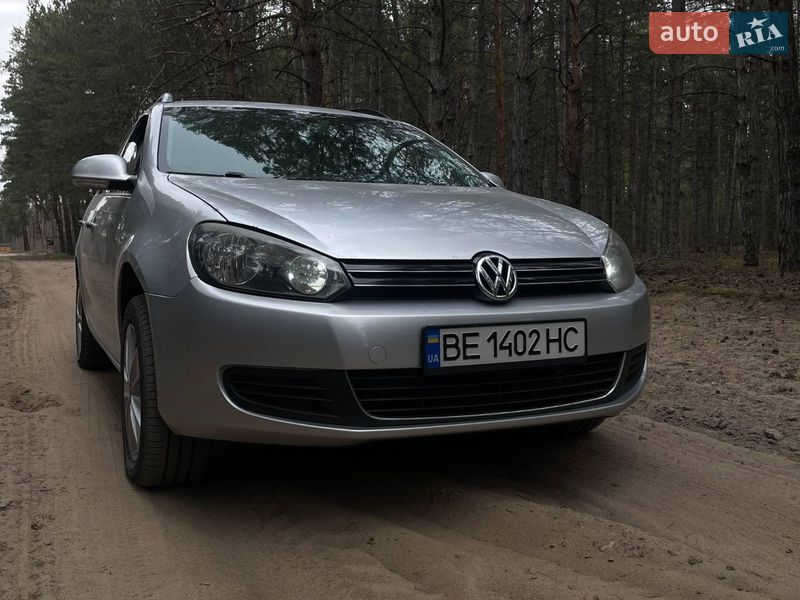 Универсал Volkswagen Golf 2011 в Вознесенске