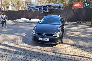 Універсал Volkswagen Golf 2016 в Гостомелі