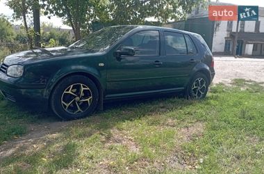 Хэтчбек Volkswagen Golf 2002 в Виннице