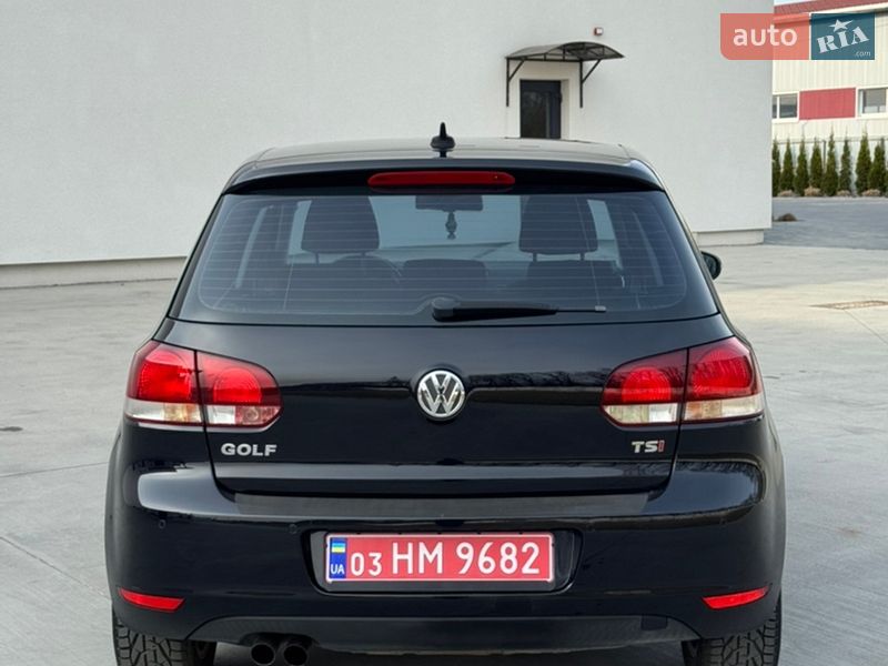 Хетчбек Volkswagen Golf 2010 в Луцьку