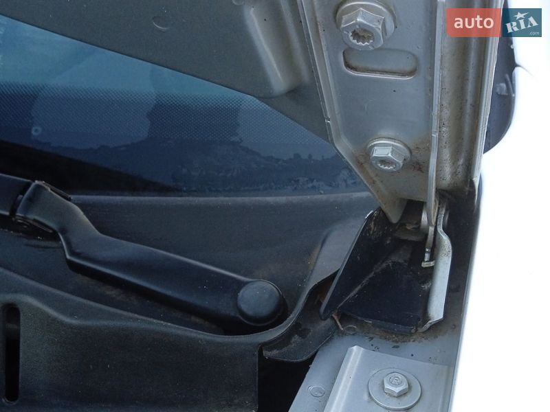 Хэтчбек Volkswagen Golf 2001 в Хмельницком