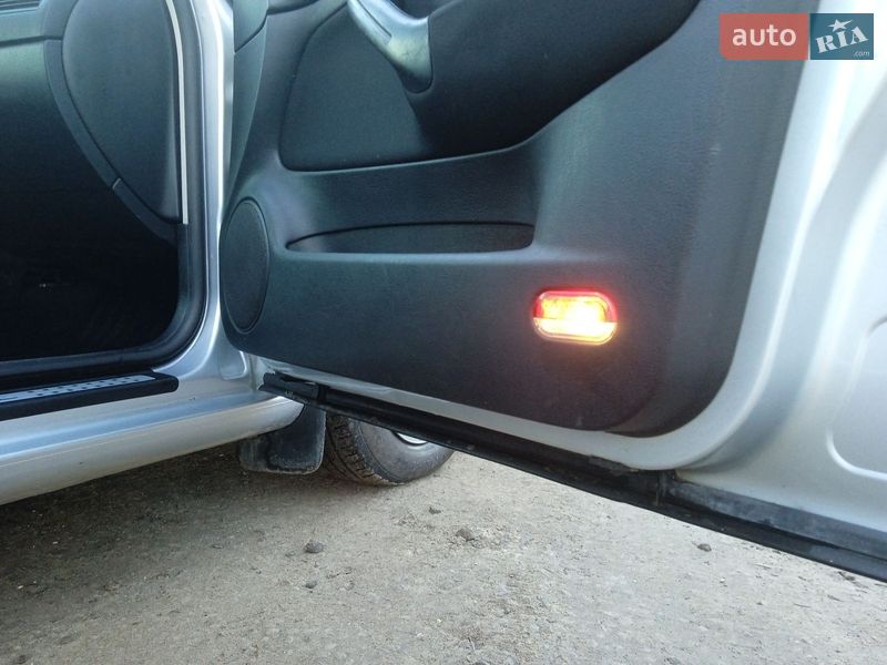 Хэтчбек Volkswagen Golf 2001 в Хмельницком